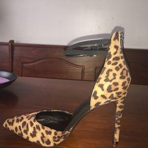 Women’s Shoes